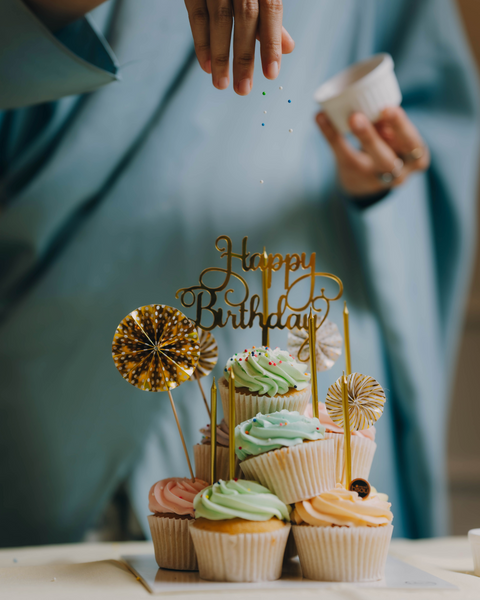 DIY Cupcake Stack - Vanilla Sky