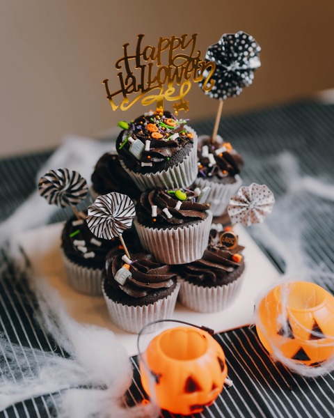 DIY Cupcake Stack - Dark Secret Halloween