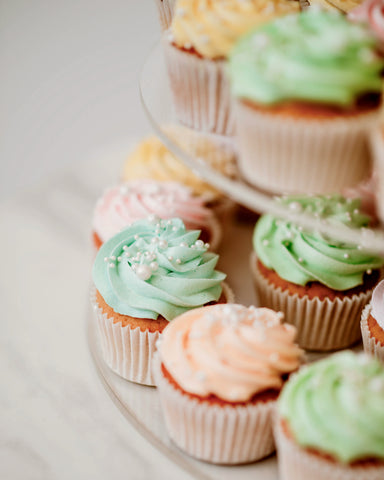 Vanilla & Chocolate Wedding Cupcakes
