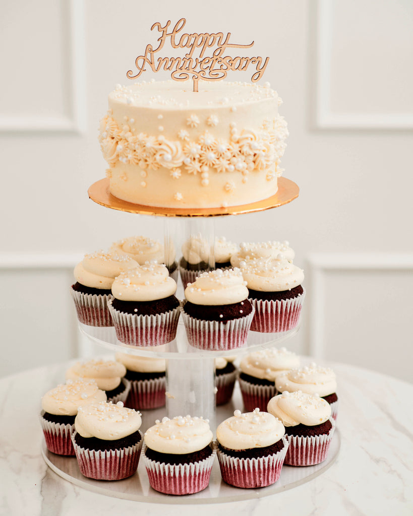 Bianco Cake and Cupcakes