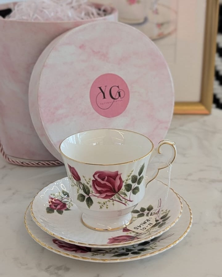 N-01 Vintage Tea Cup Set