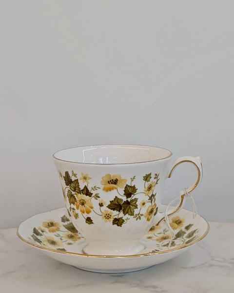 P-02 Vintage Tea Cup Set
