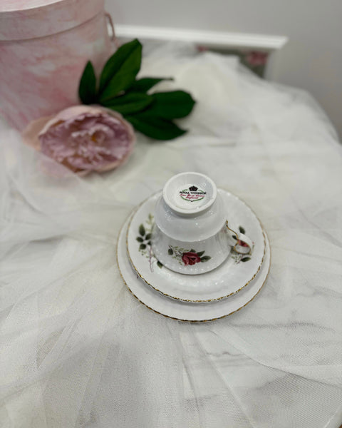 Red Rose Tea Cup