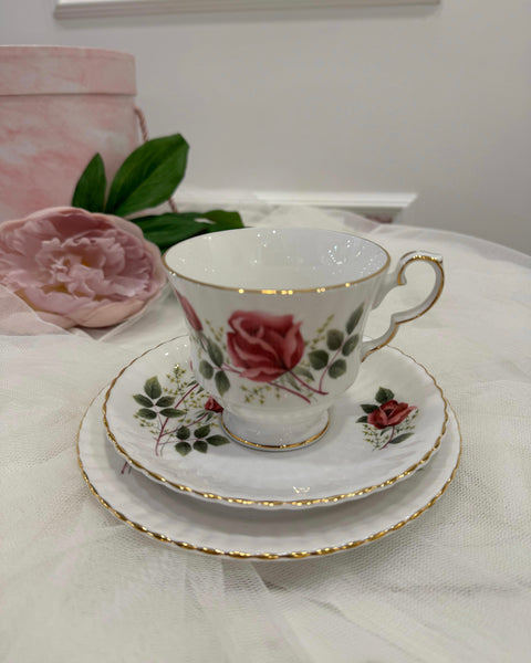 Red Rose Tea Cup