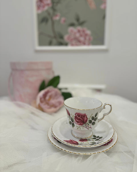 Red Rose Tea Cup