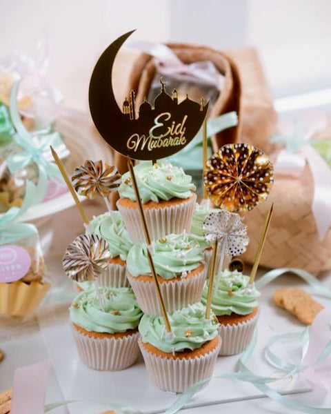 1  DAY PRE-ORDER DIY Cupcake Stack - Vanilla Eid Mubarak