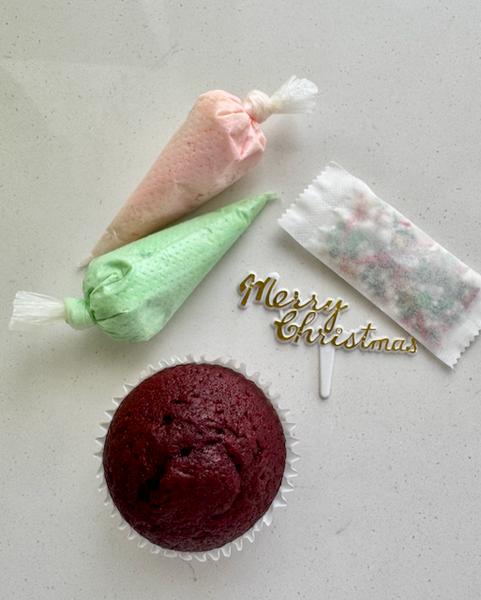 DIY Christmas Cupcake