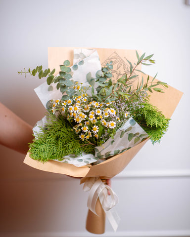 Holiday Blooms (Petite)