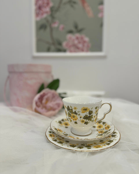 Yellow Buttercup Tea Cup