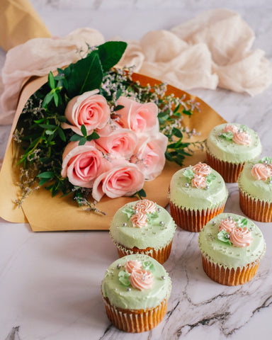 Gift Set - Pistachio Rose Cupcake (Medium)