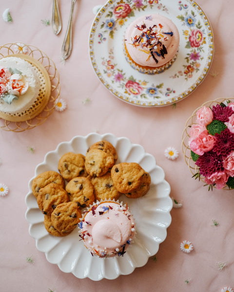 Treat Box - Mother's Day (includes fresh flowers)