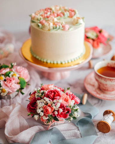 Cake and Fresh Flower Posy